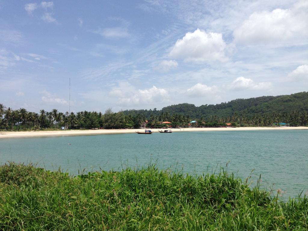 Sea Breeze House, Naiplao Beach Hotel Khanom Eksteriør billede