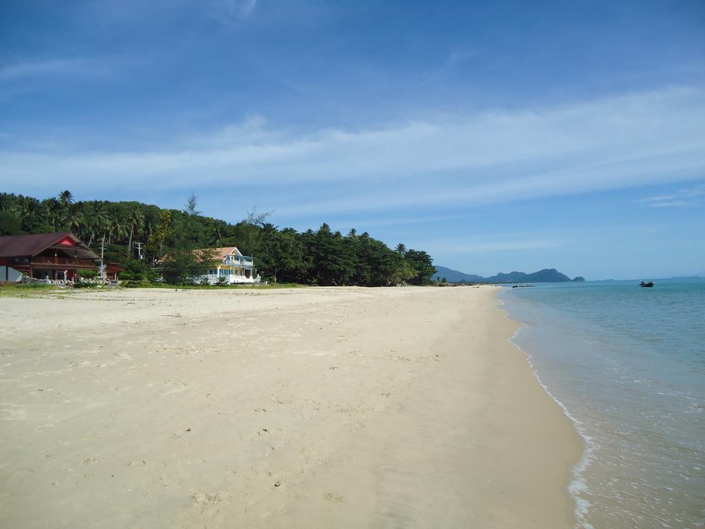 Sea Breeze House, Naiplao Beach Hotel Khanom Eksteriør billede